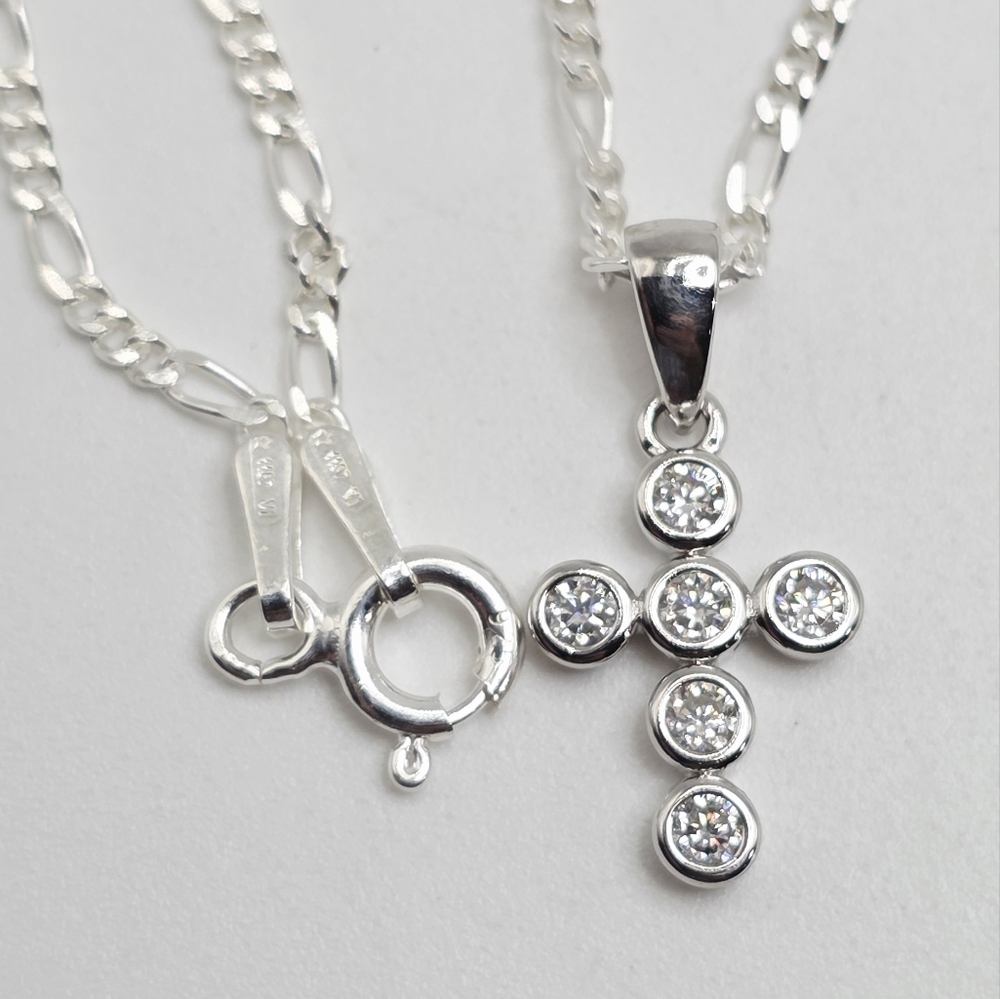 Dainty Moissanite S925 Solid Silver Cross Pendant Necklace